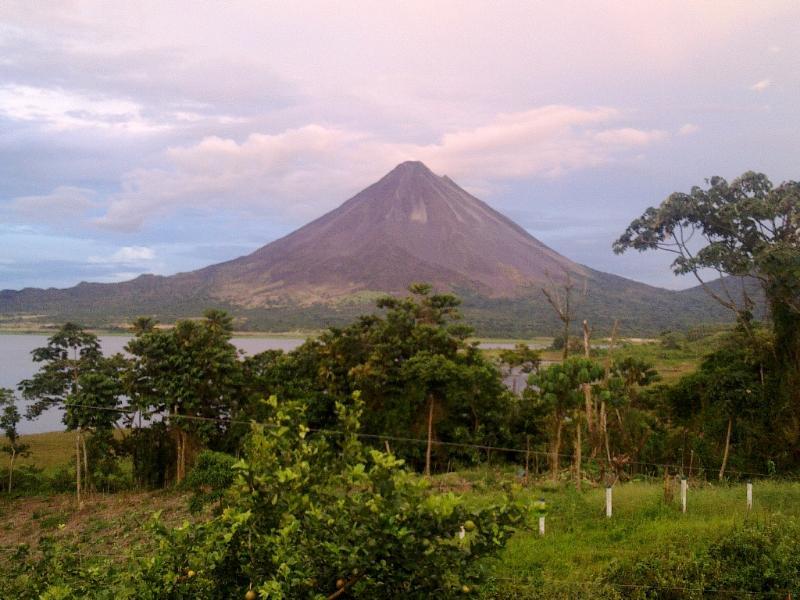 Hotel Arenal Vista Lodge El Castillo Exteriör bild